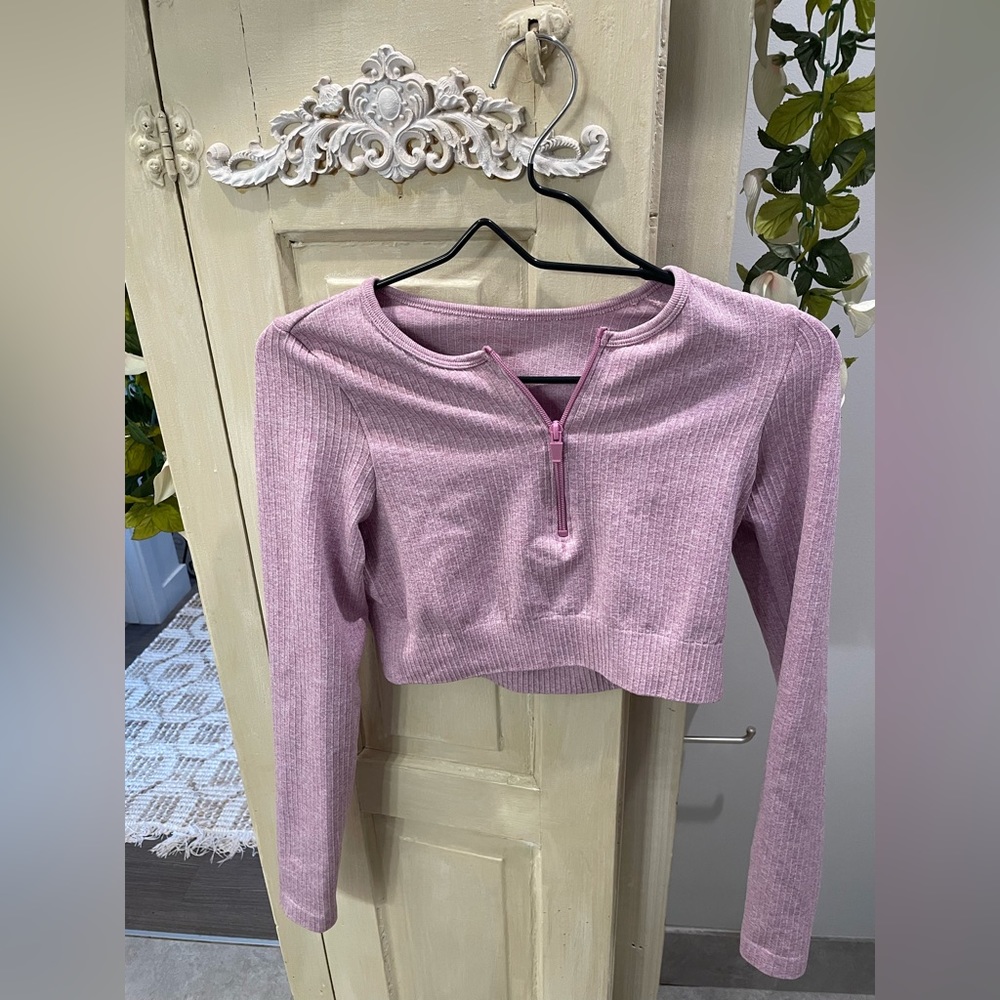 Fashion Nova Cropped Half Zip Stretch Long-sleeve Shirt, Size M/L in Pink